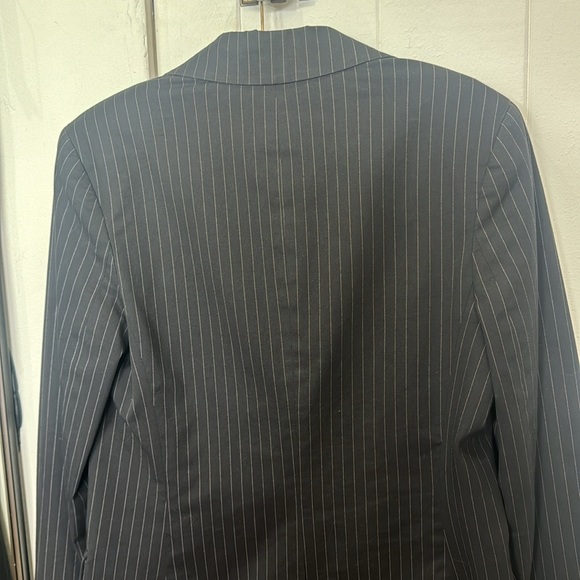 Theory Pinstriped Blazer Size Large - Picture 11 of 12